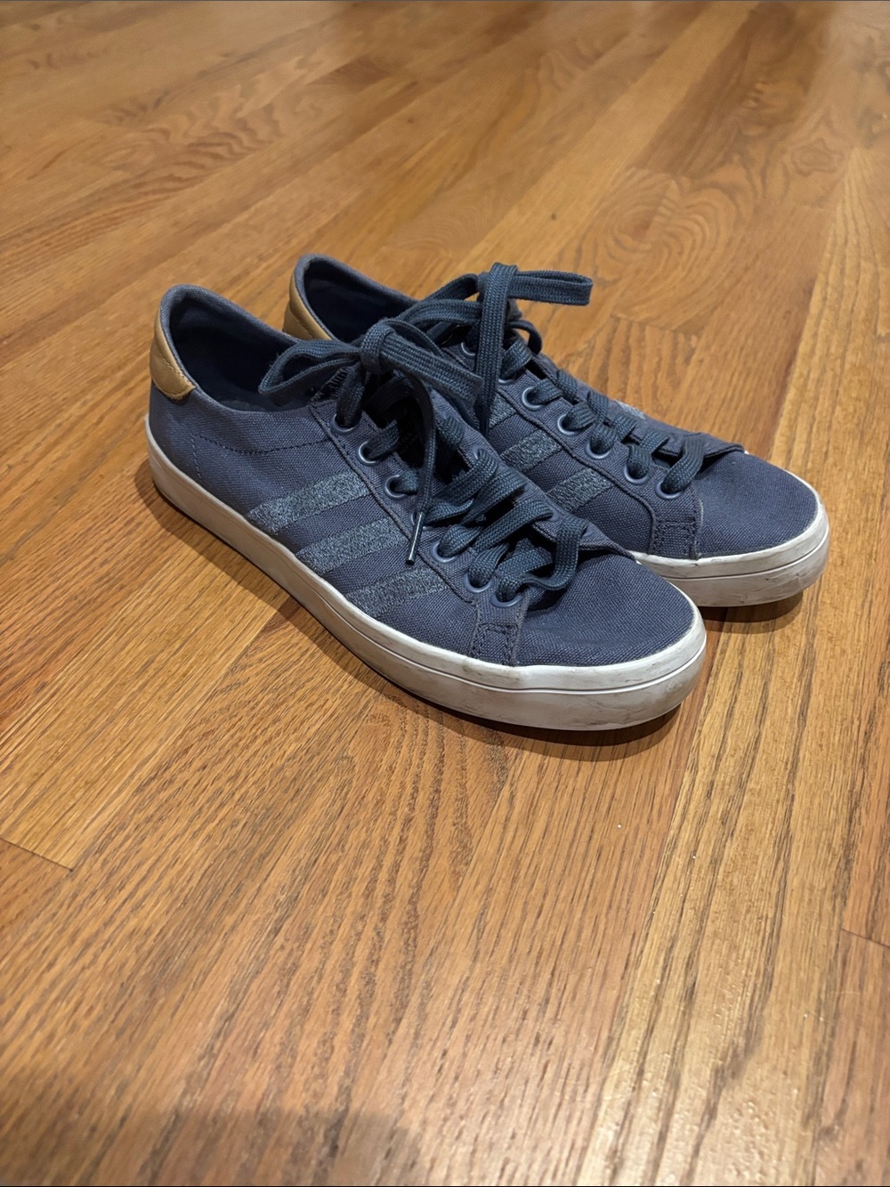 Adidas canvas navy blue Low-Top Sneakers